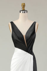 Black and White Mermaid V Neck Long Formal Dress