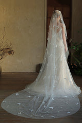 Ivory One-Tier Butterfly Appliqued Wedding Veil With Pearls
