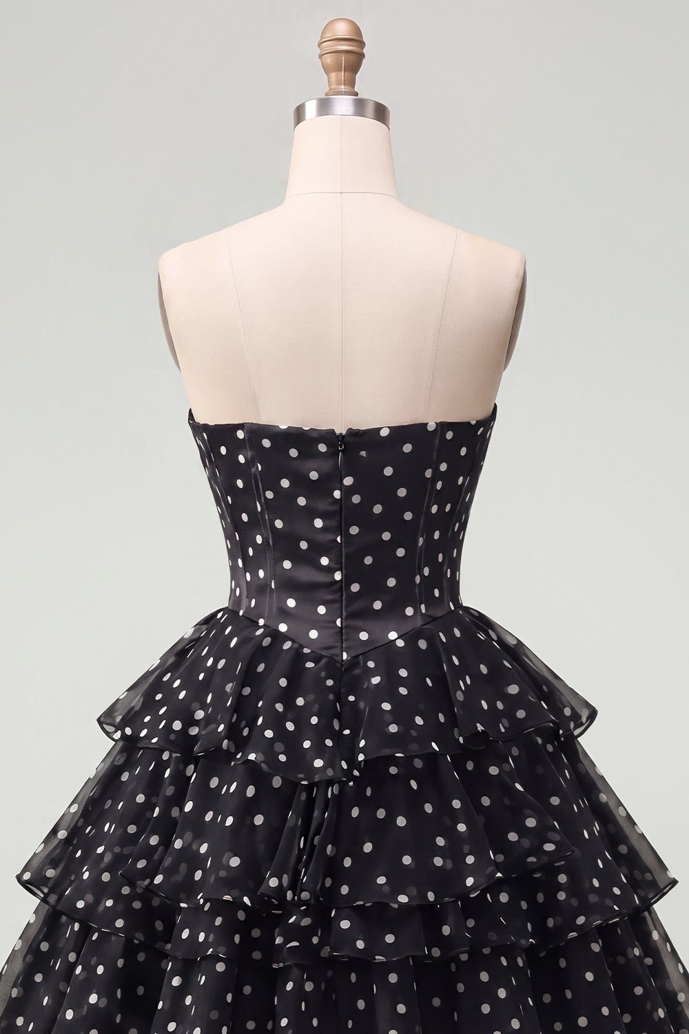 Sweetheart Corset Black A-Line Tiered Ruched Homecoming Dress