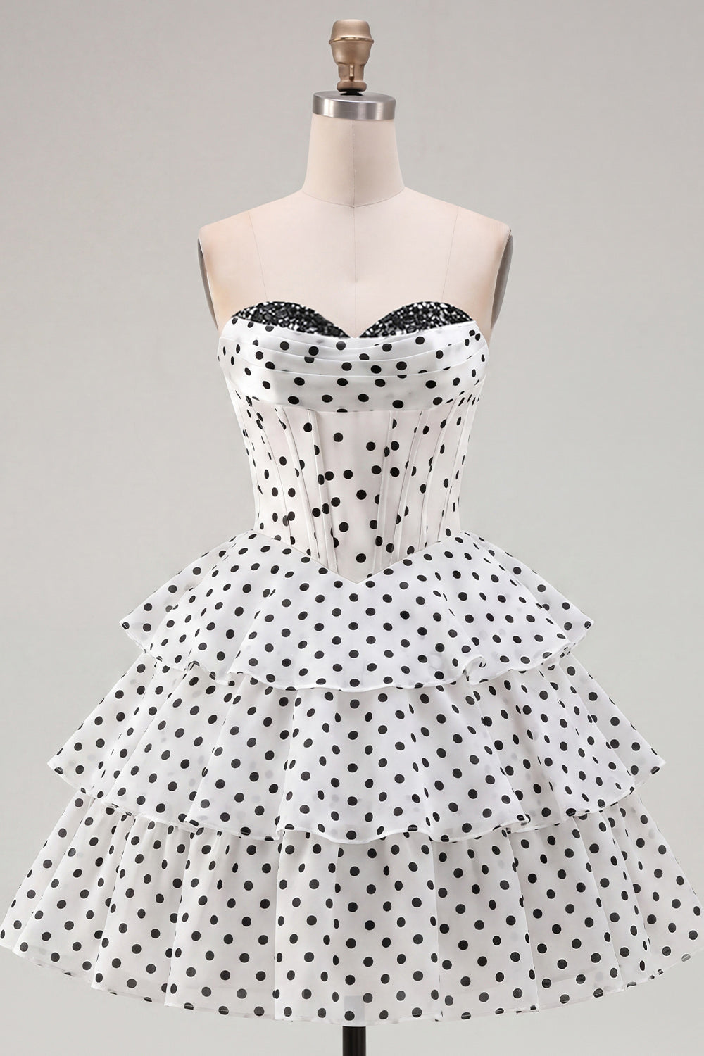Sweetheart Corset Black A-Line Tiered Ruched Homecoming Dress