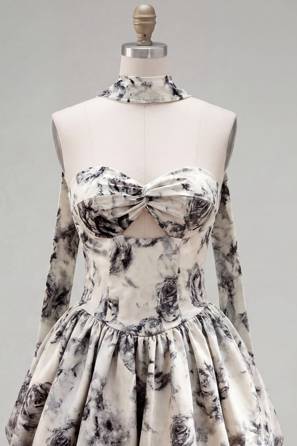 White Black Floral Sweetheart A-Line Homecoming Dress with Neck Scarf